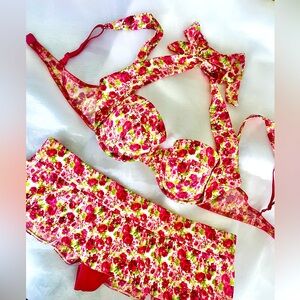 Victoria’s Secret 2 Pc Sexy Little Things Tropical Bra Panty Skirt Pinup Set
